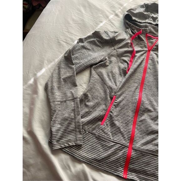 Lukka Grey Striped Full Zip Hoodie Woman’s Size Large - Picture 5 of 12